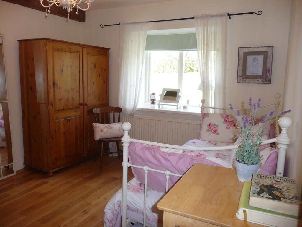 Hawthorn Cottage Greencastle  Phòng bức ảnh